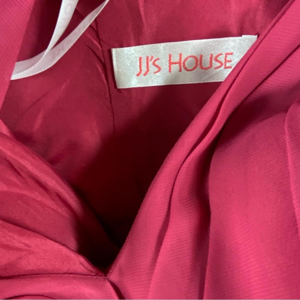 JJs House Fuchsia V-Neck Wedding Dress - Picture 4 of 6